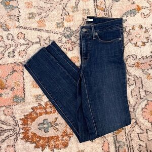 Levi shaping skinny jeans